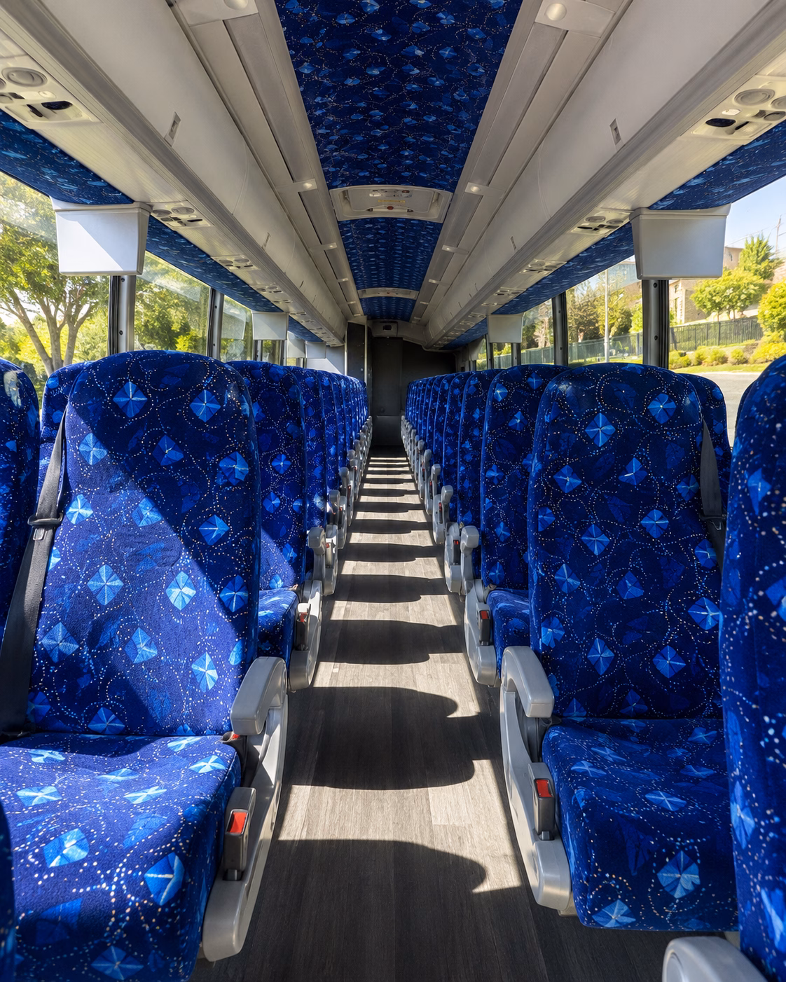 charter buses for corporate meetings at tulsa area hotels and venues