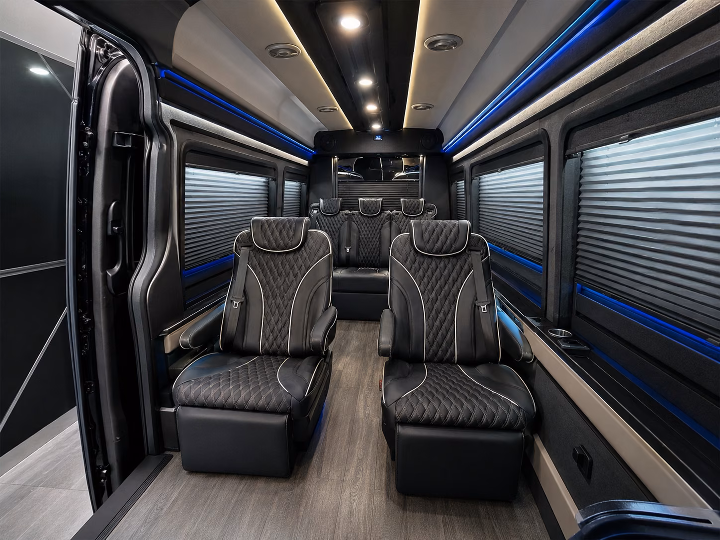 corporate event and off site shuttle buses for broken arrow businesses