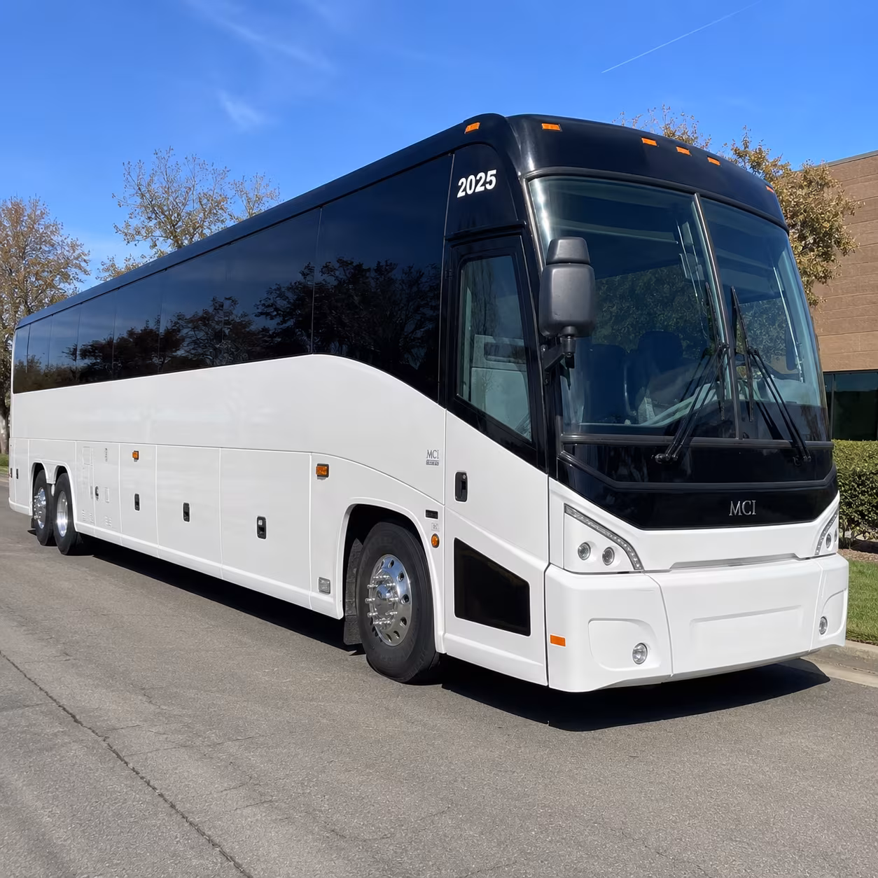 rent a bus to downtown tulsa prom venues from broken arrow